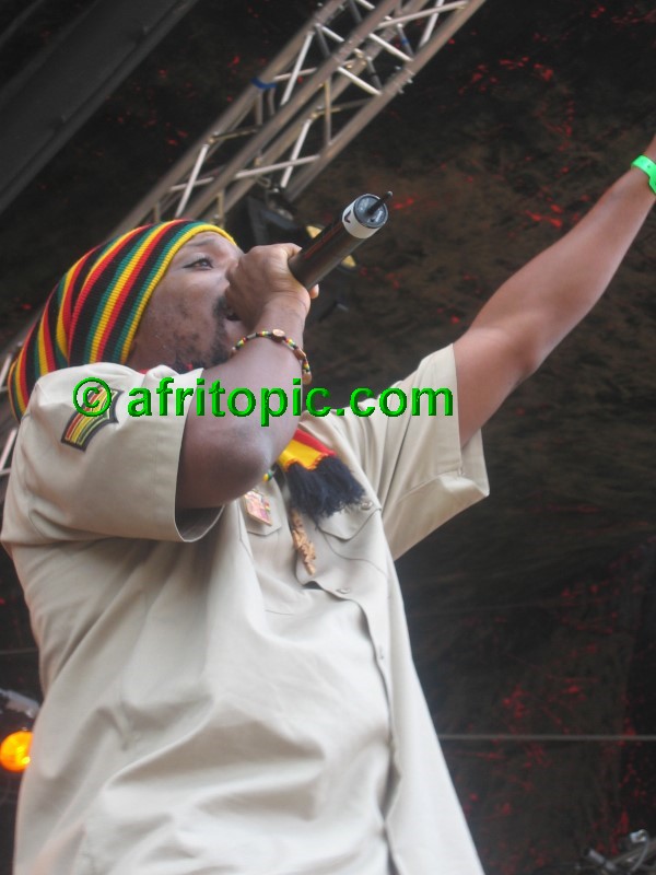 ../Images/Summerjam2005_4 133.jpg